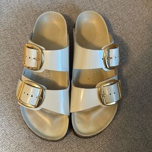 Birkenstock big buckle size 37 cream sandals